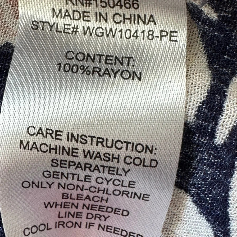 Floral Print Women's Top - Picture 4 of 6